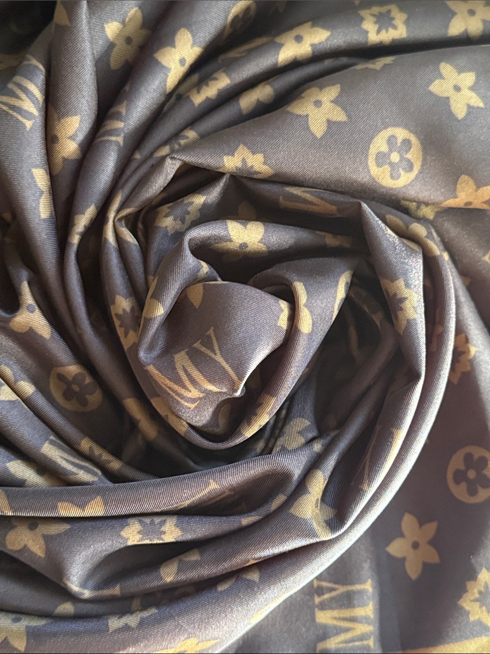 Silky Brown & Gold Monogram Floral Medalion Motifs Square Vintage Scarf - Picture 5 of 6